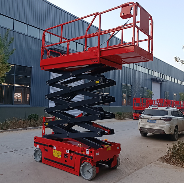 彭泽自行走升降机